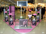 Презентация нового аромата от Valentino в Brocard